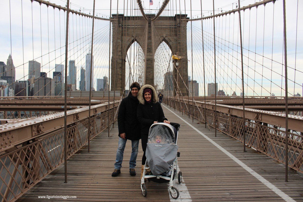 new york gratis con bambini, attraversare ponte brooklyn