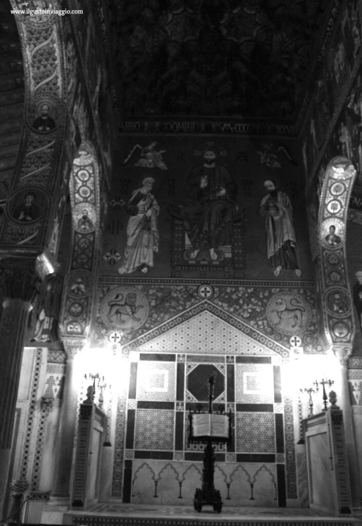 trono cappella palatina, visita alla cappella palatina di palermo con i bambini, bianco nero cappella palatina