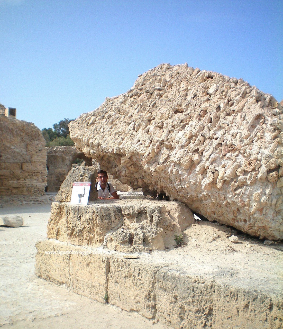 scavi di cartagine, bagni antonio cartagine, scavi archeologici cartagine tunisia